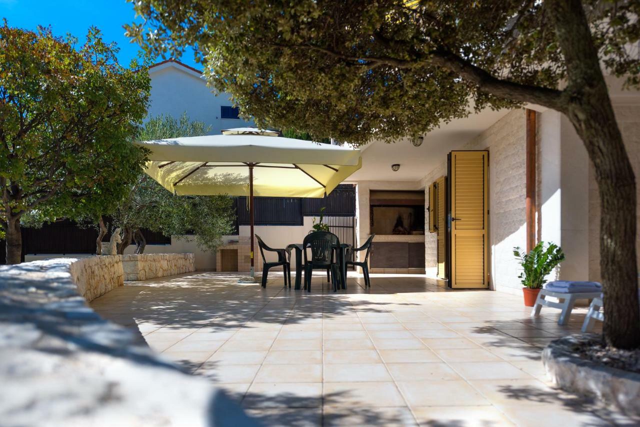 Villa Divna Zaboric Exterior photo